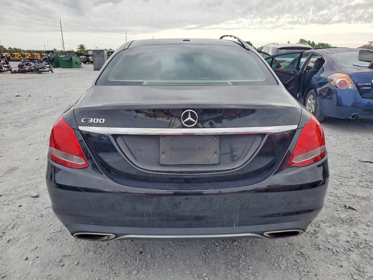 2017 MERCEDES-BENZ C-CLASS
