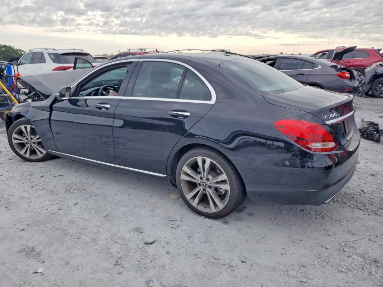 2017 MERCEDES-BENZ C-CLASS