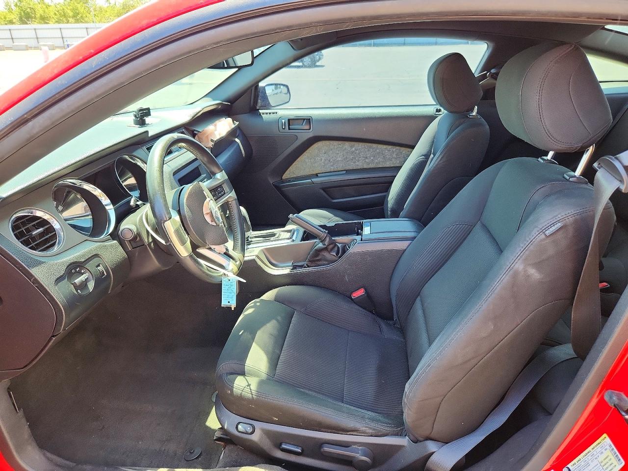 2013 FORD MUSTANG
