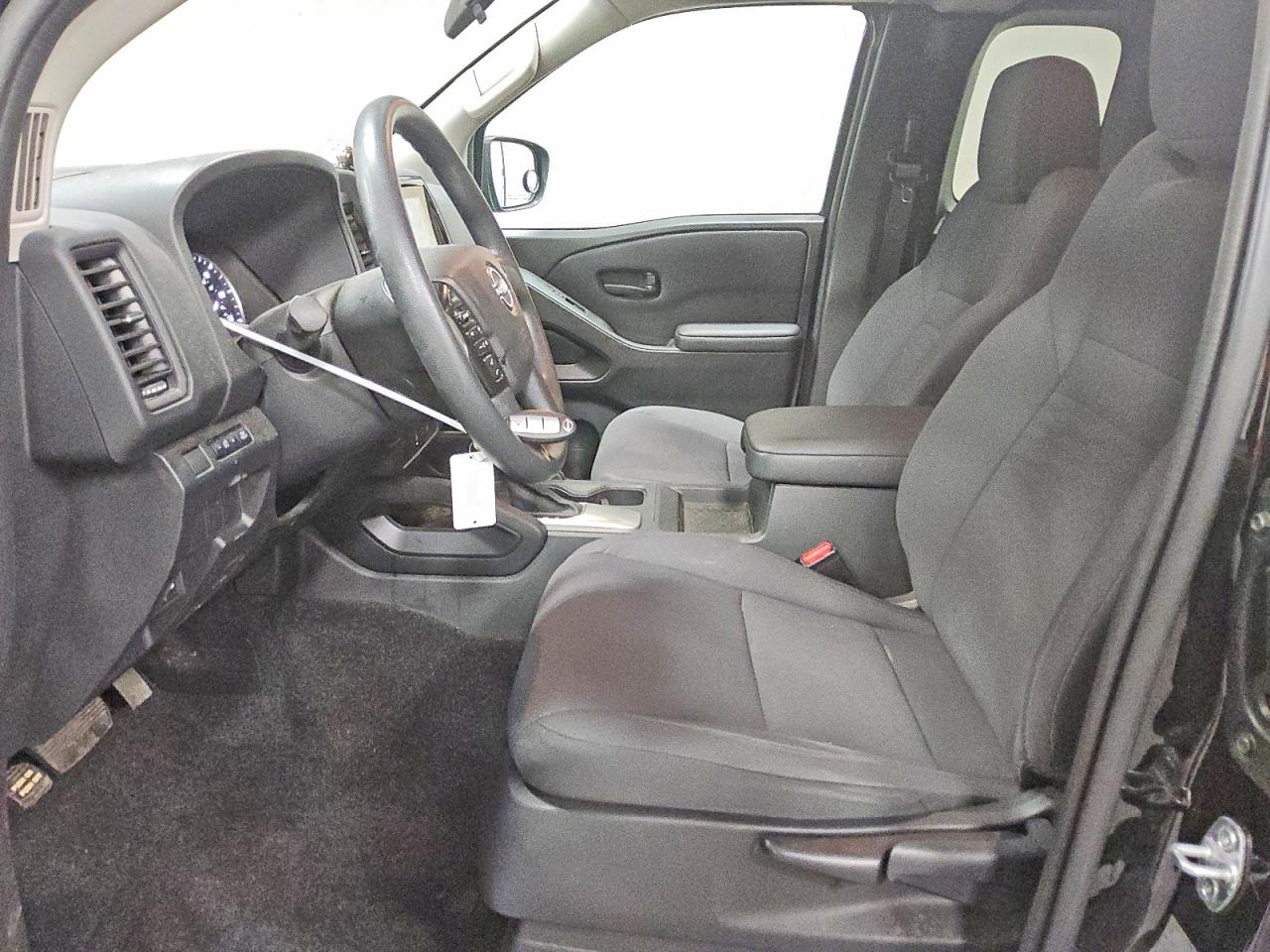 2024 NISSAN FRONTIER