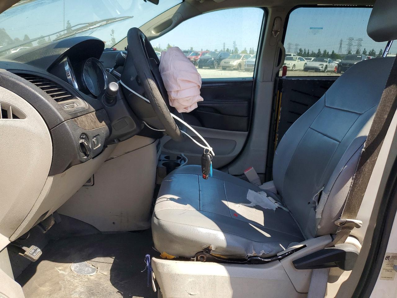 2011 DODGE CARAVAN