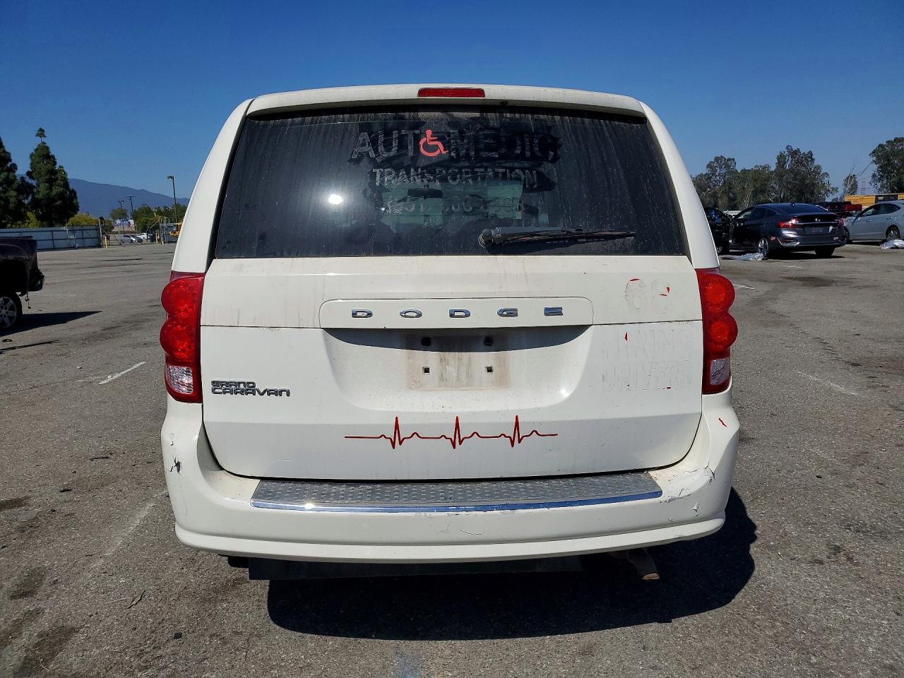 2011 DODGE CARAVAN