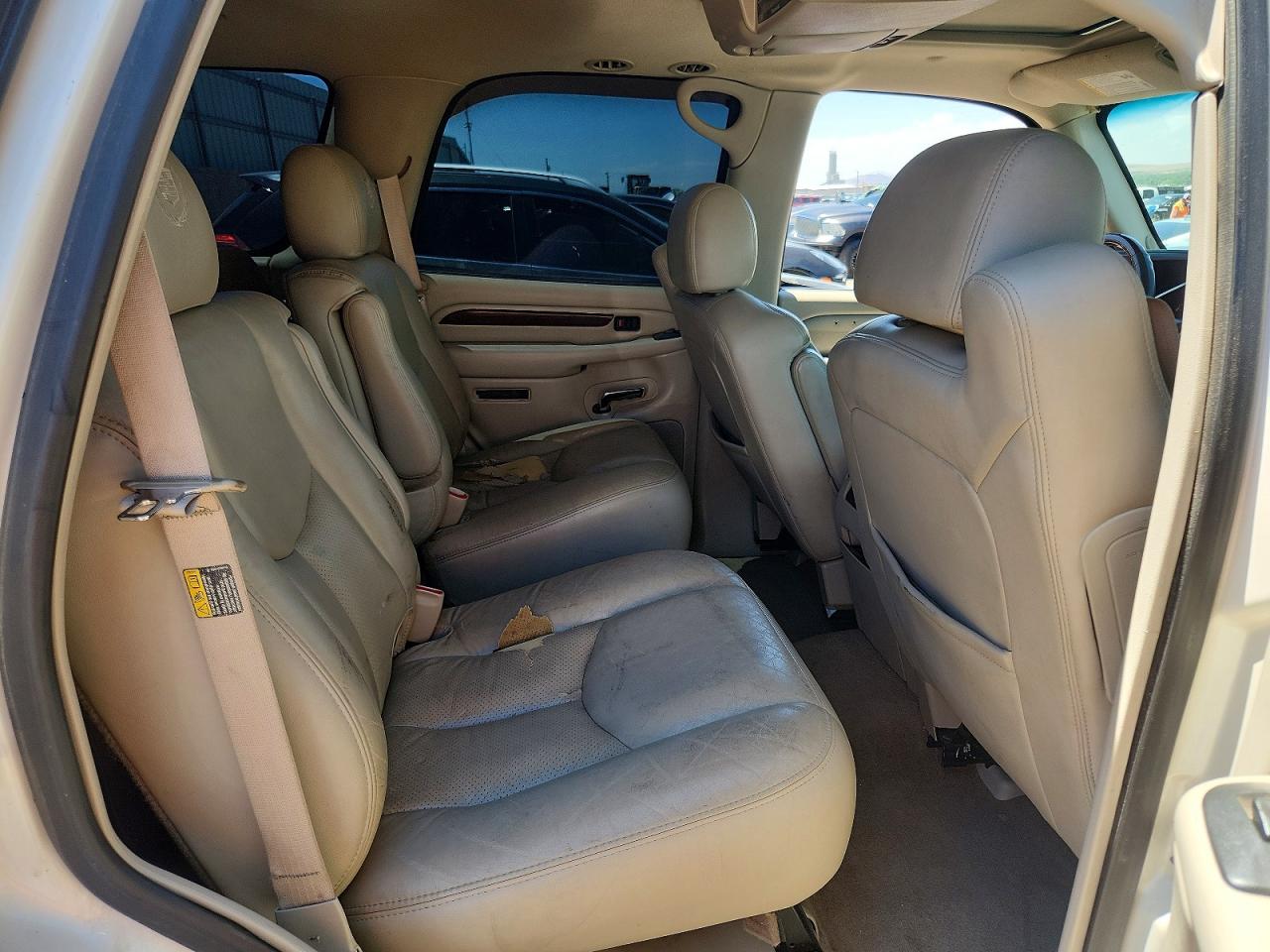 2005 CADILLAC ESCALADE