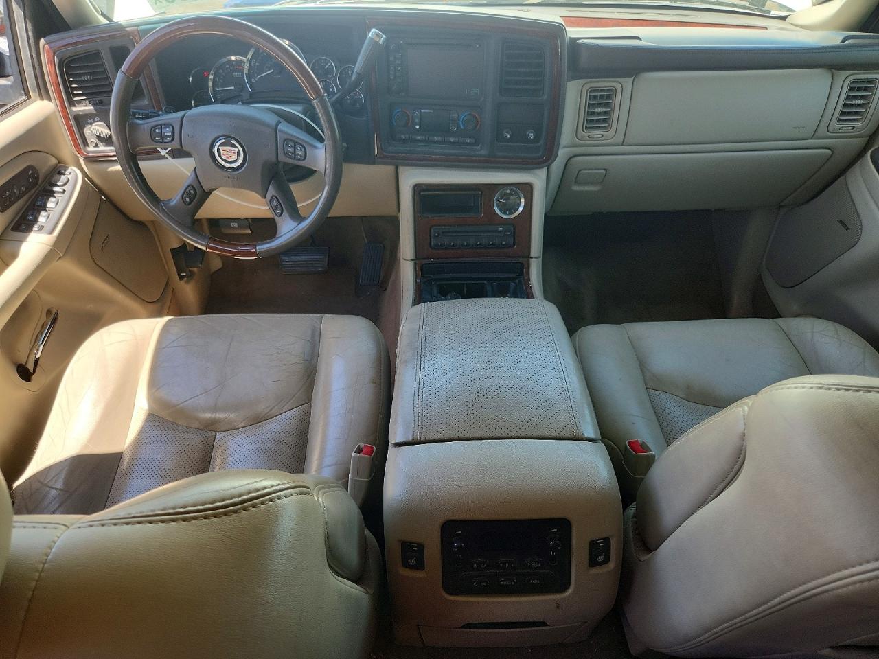 2005 CADILLAC ESCALADE