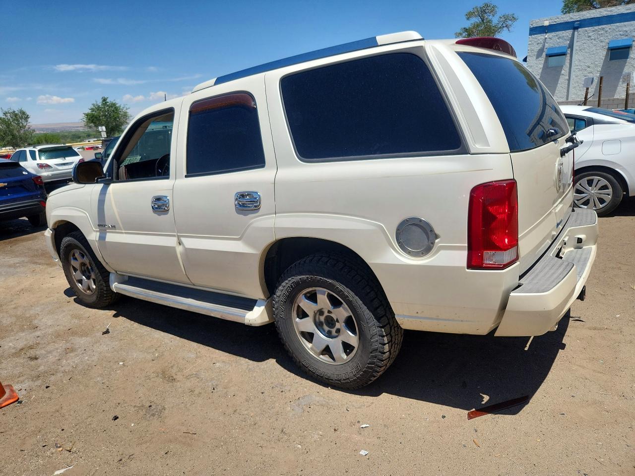 2005 CADILLAC ESCALADE