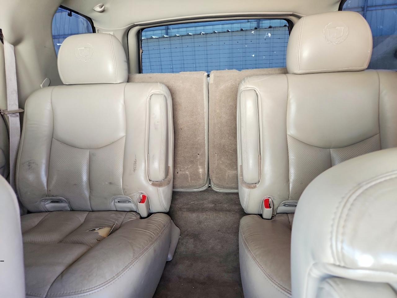 2005 CADILLAC ESCALADE