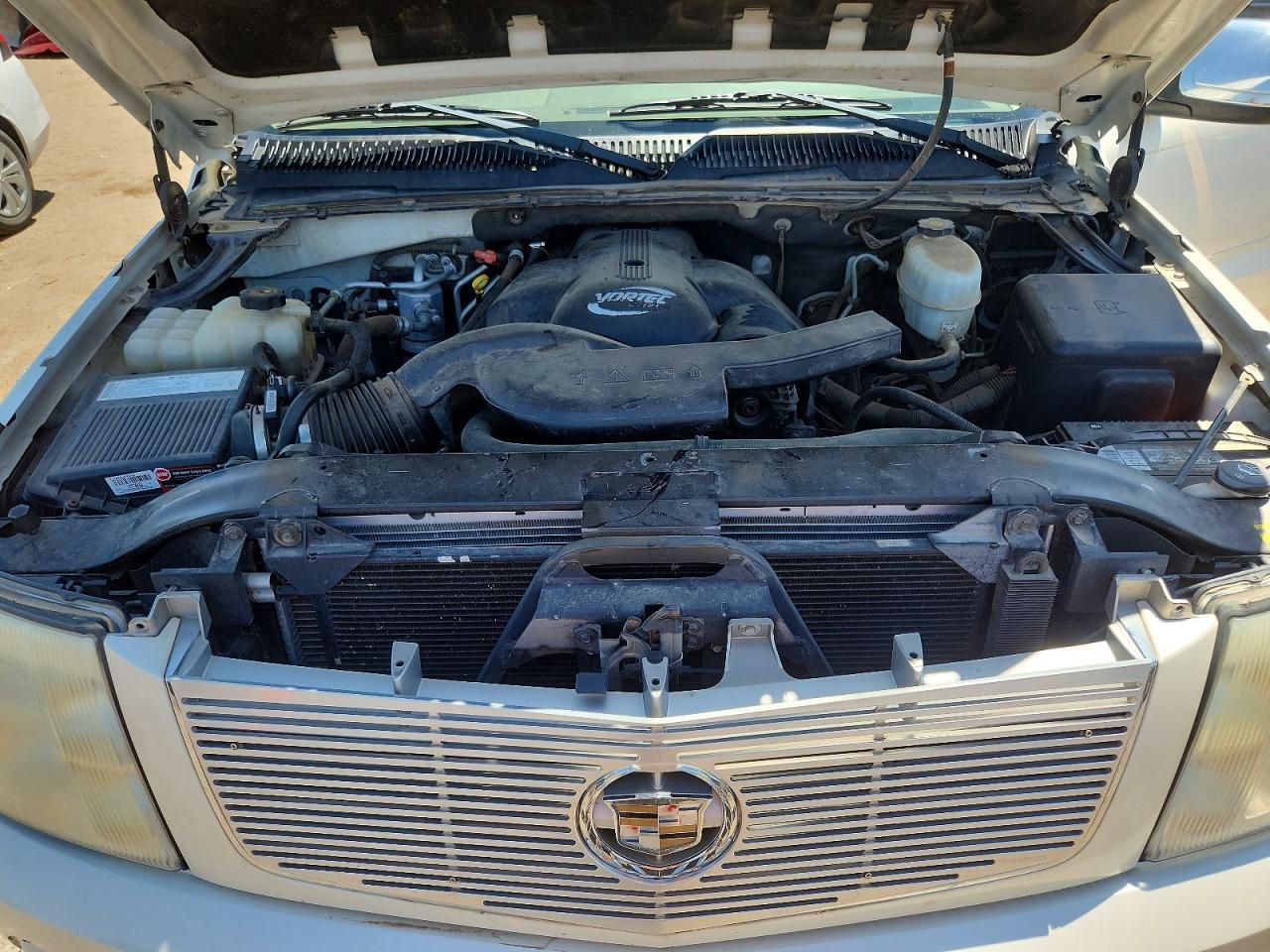 2005 CADILLAC ESCALADE
