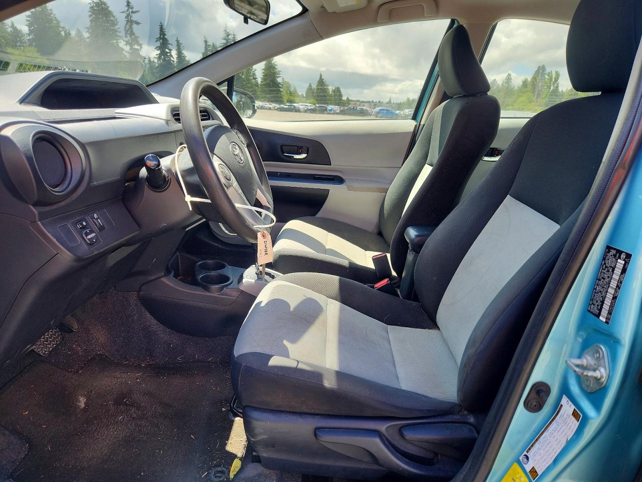 2012 TOYOTA PRIUS