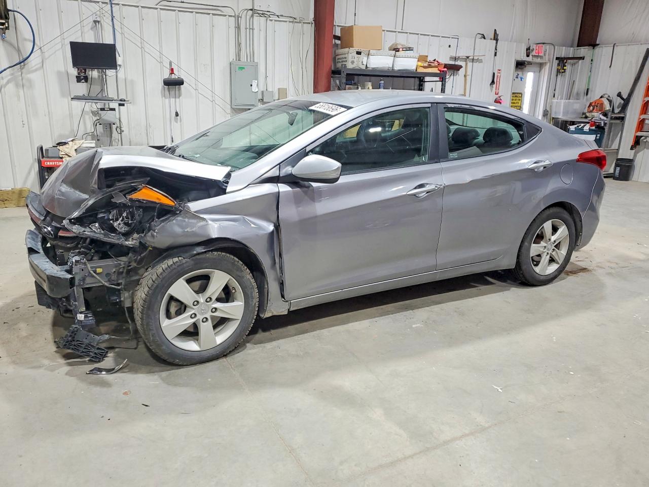 2013 HYUNDAI ELANTRA
