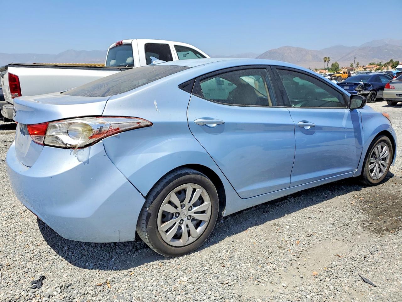 2011 HYUNDAI ELANTRA