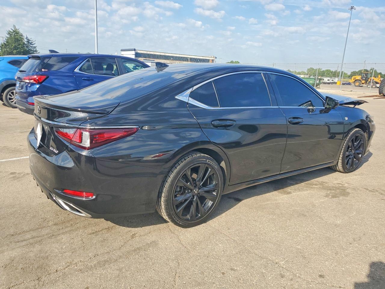 2025 LEXUS ES350