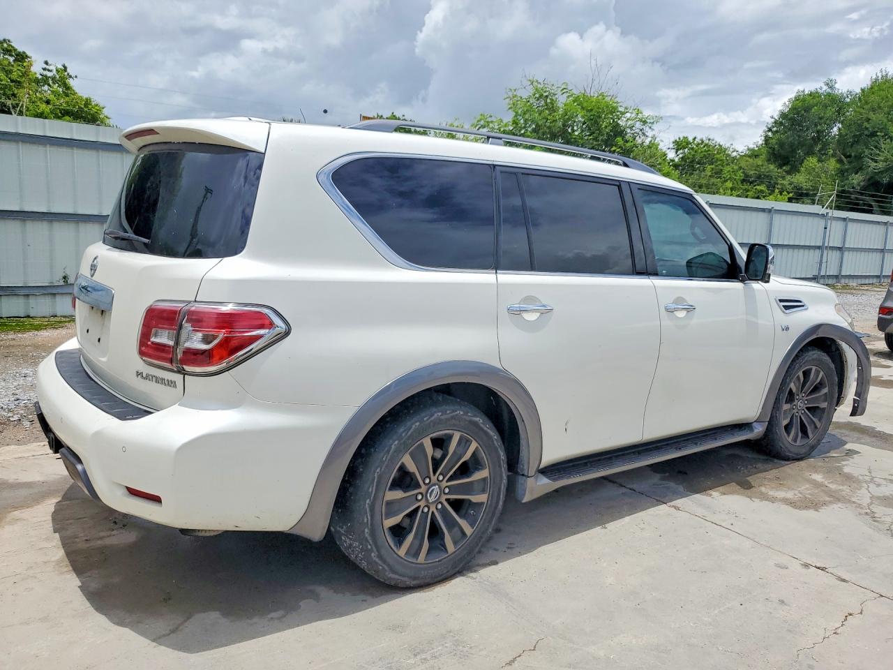 2017 NISSAN ARMADA