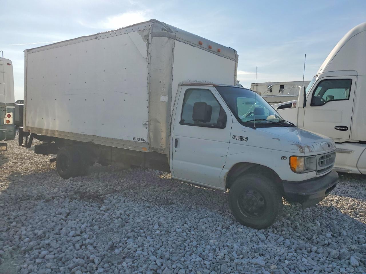 2002 FORD ECONOLINE