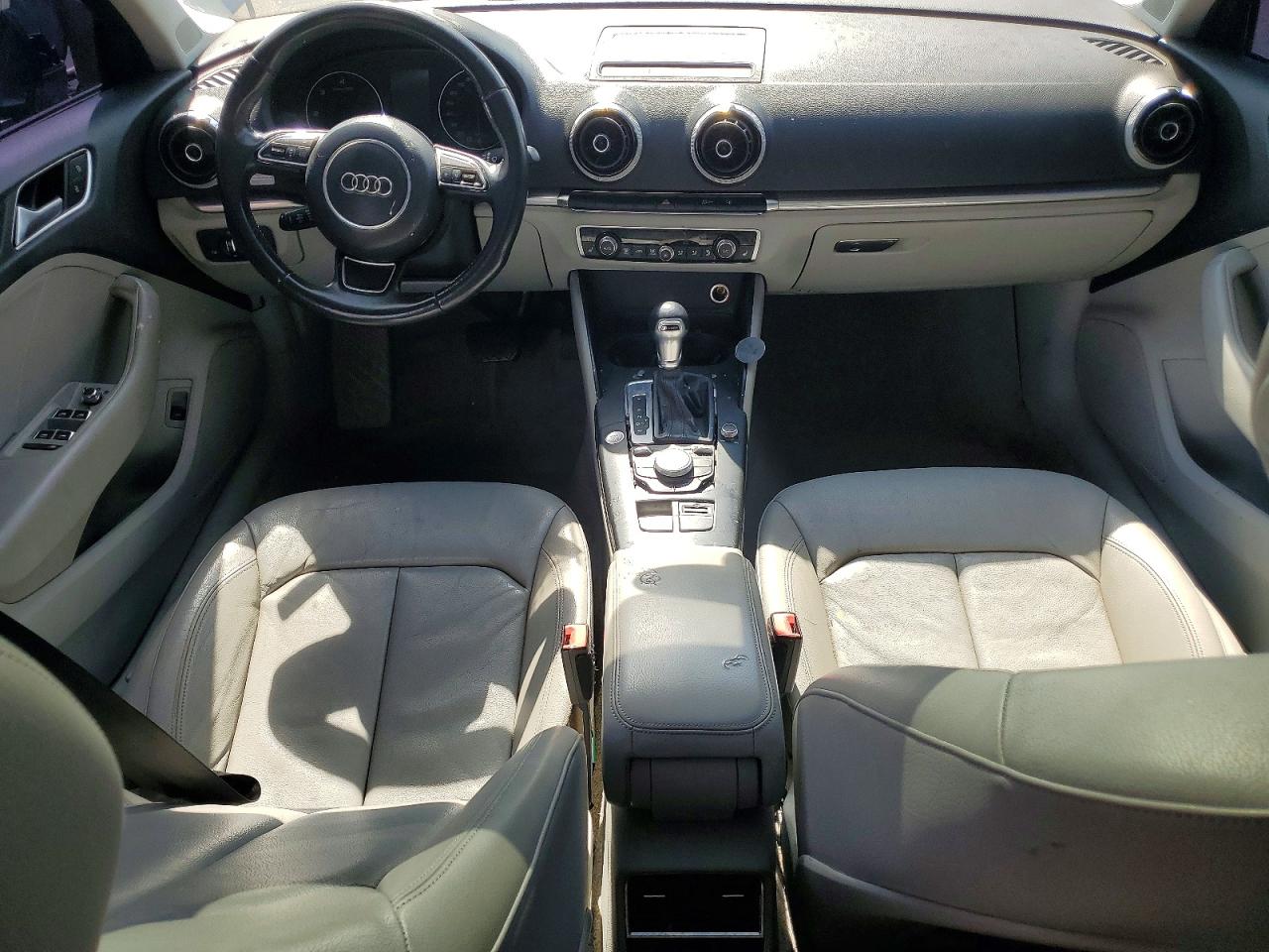 2015 AUDI A3