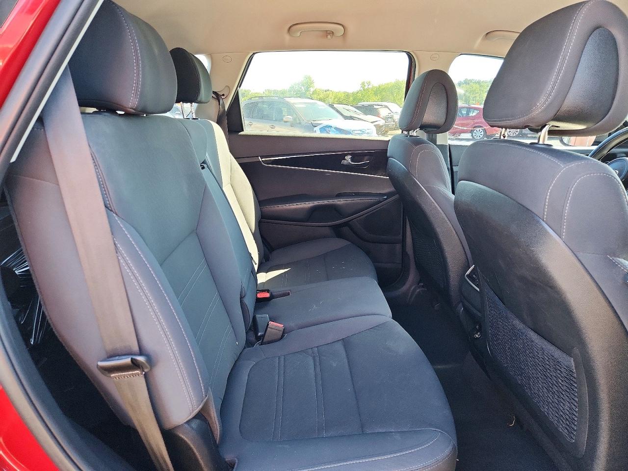 2016 KIA SORENTO