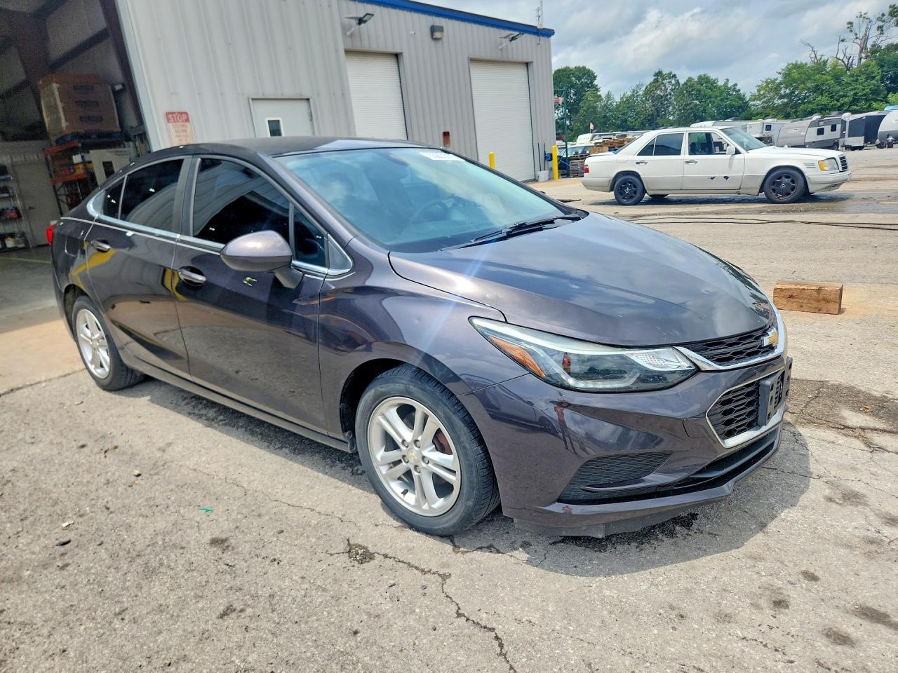2017 CHEVROLET CRUZE