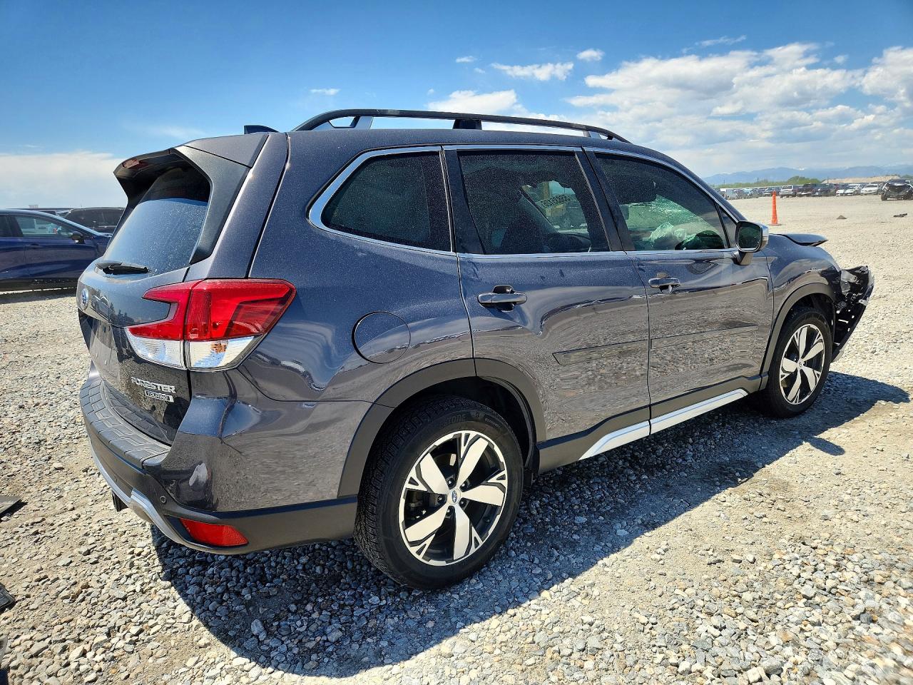 2021 SUBARU FORESTER