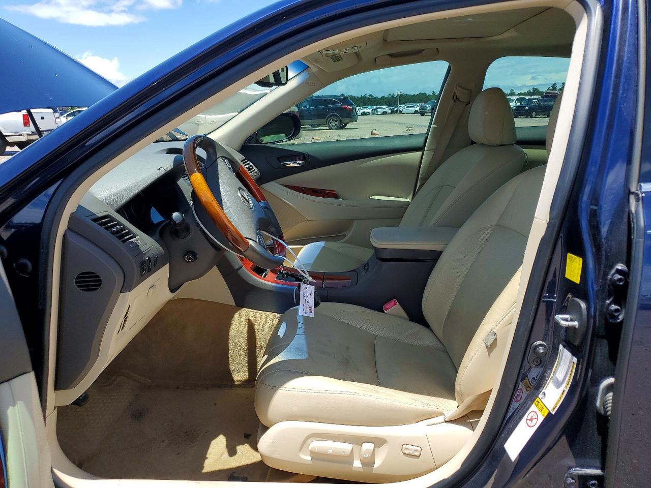2011 LEXUS ES350