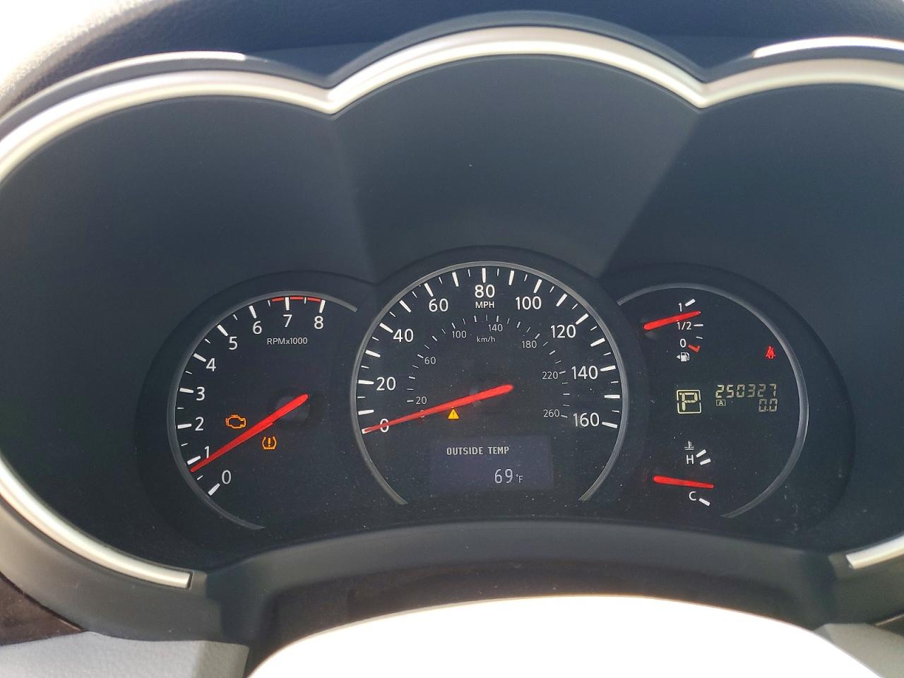 2016 NISSAN QUEST 3.5