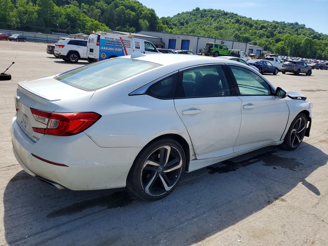 2018 HONDA ACCORD