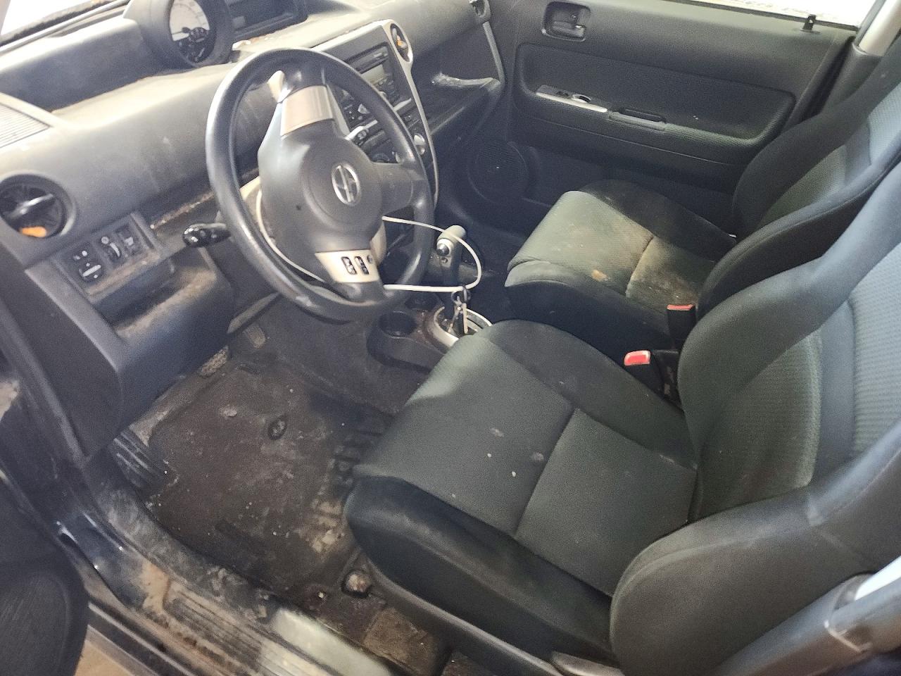 2006 TOYOTA SCION