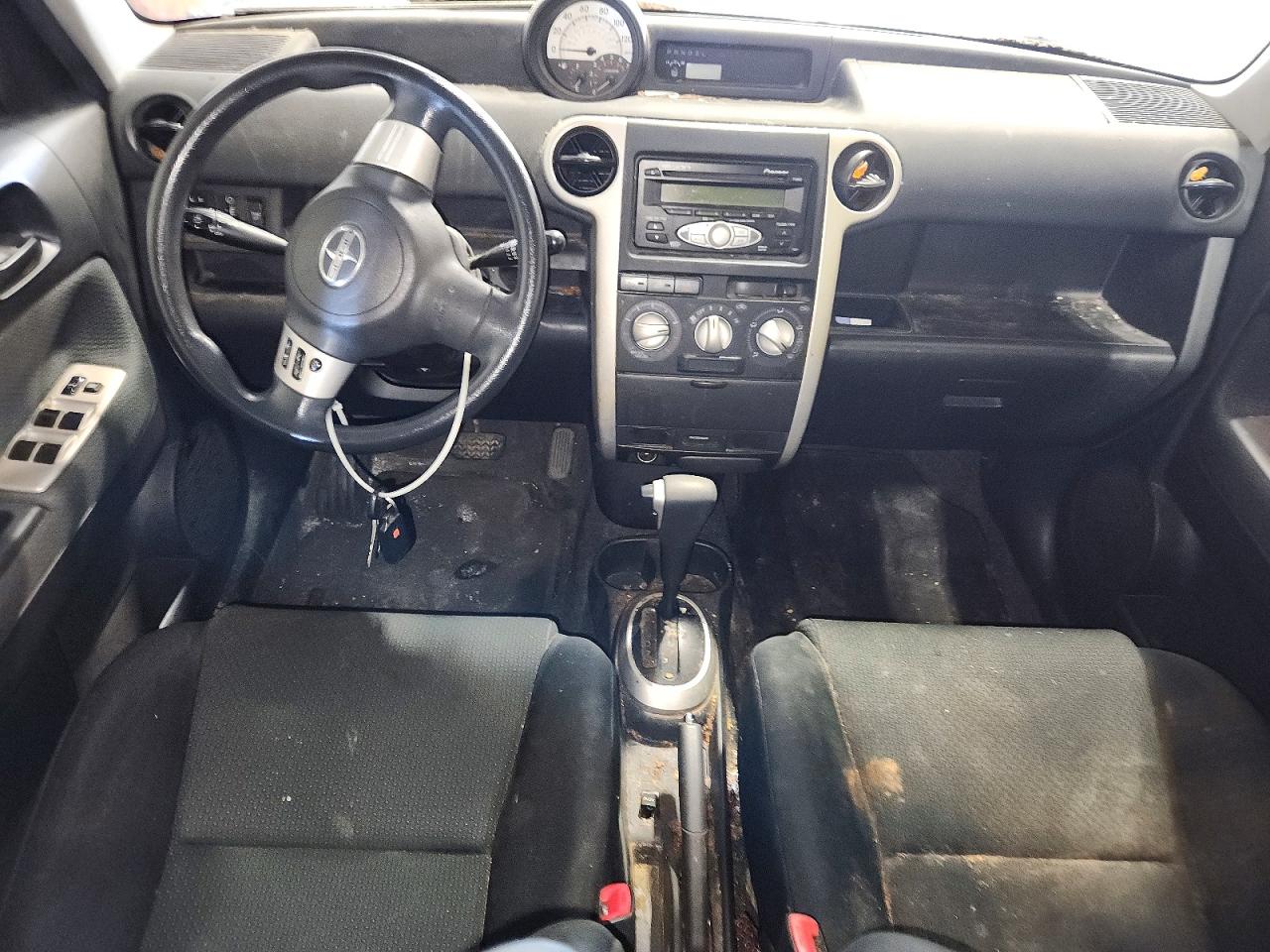 2006 TOYOTA SCION
