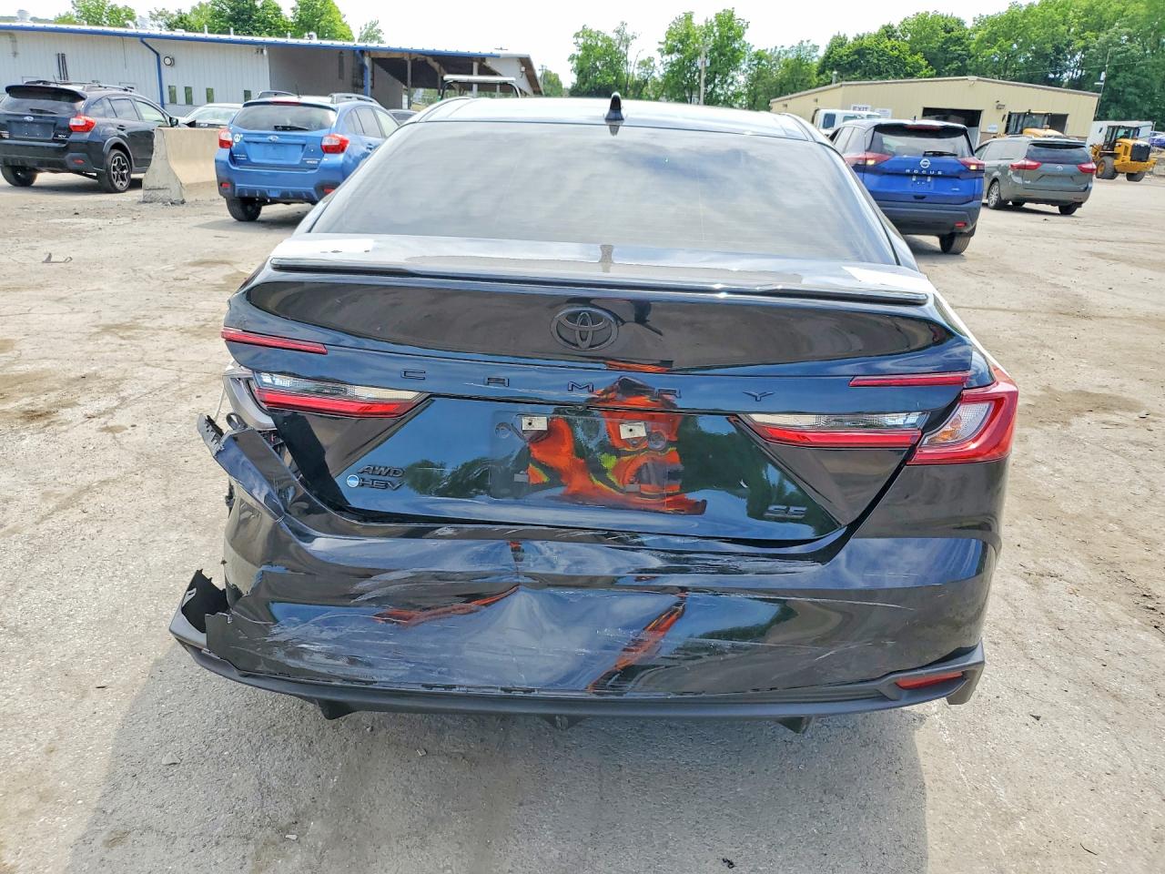 2025 TOYOTA CAMRY