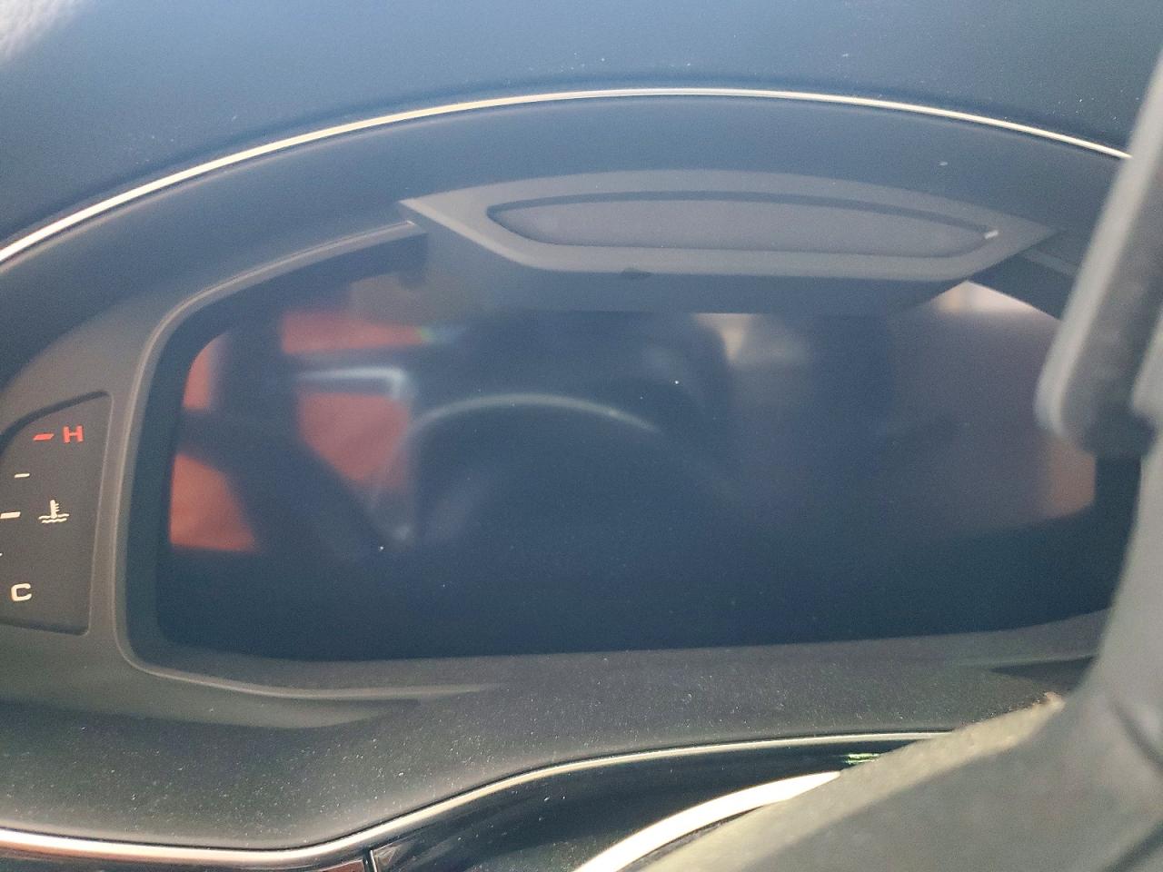 2021 AUDI Q8