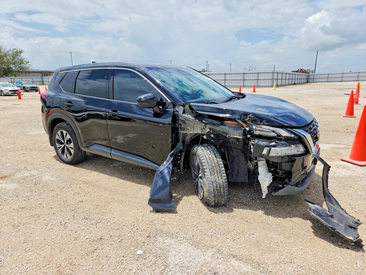 2021 NISSAN ROGUE
