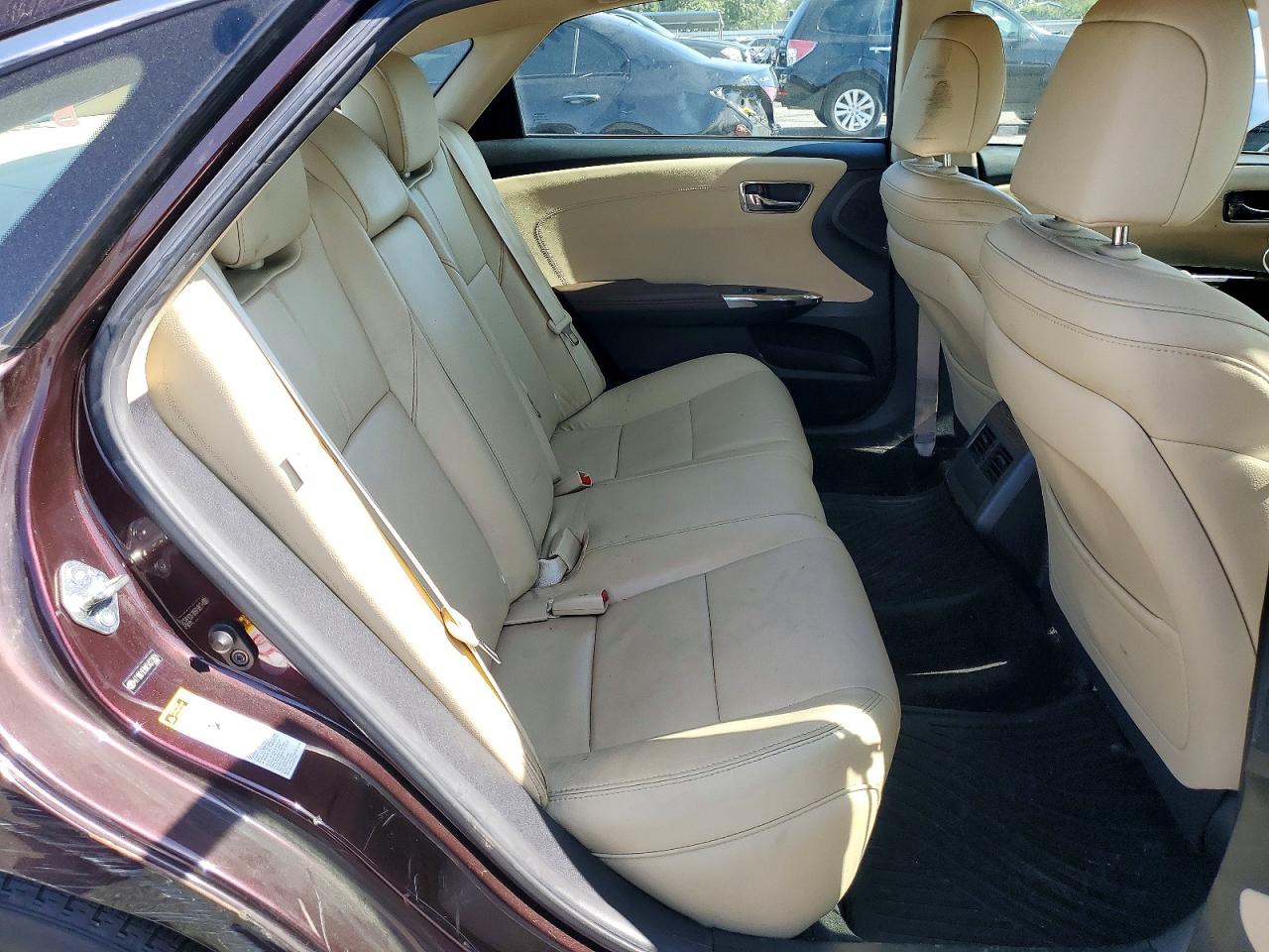 2014 TOYOTA AVALON