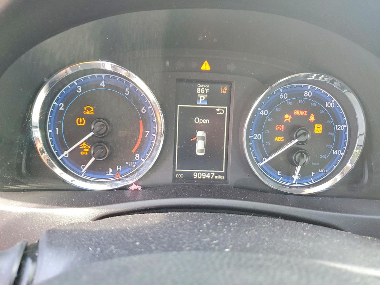 2018 TOYOTA COROLLA