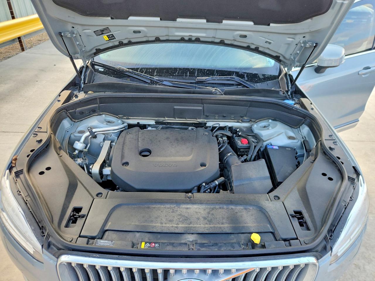 2025 VOLVO XC90