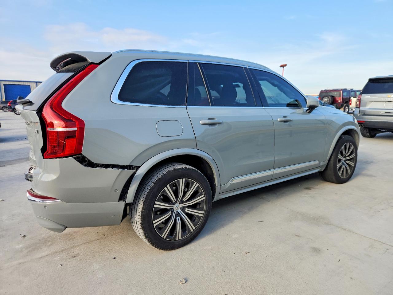 2025 VOLVO XC90