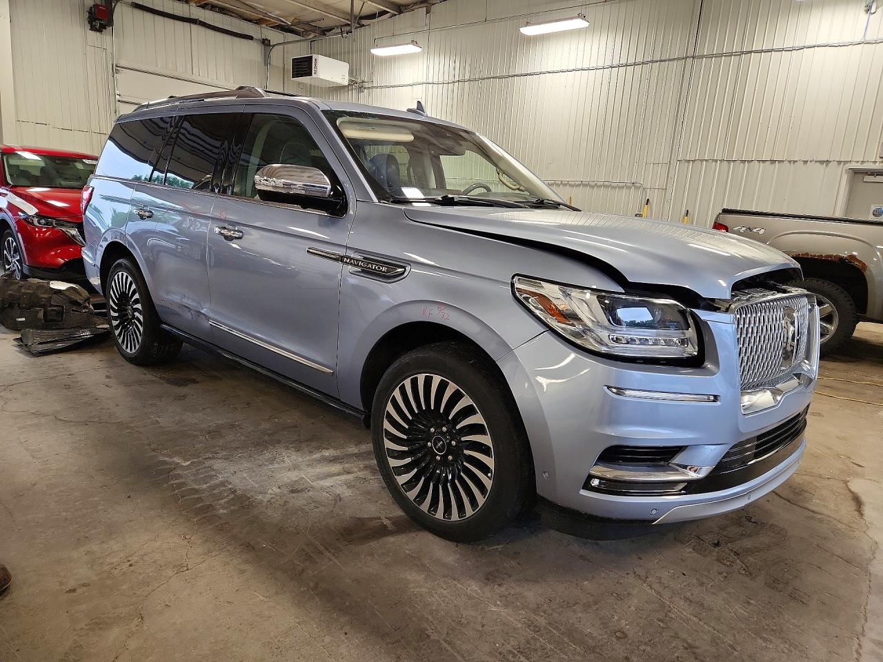 2019 LINCOLN NAVIGATOR