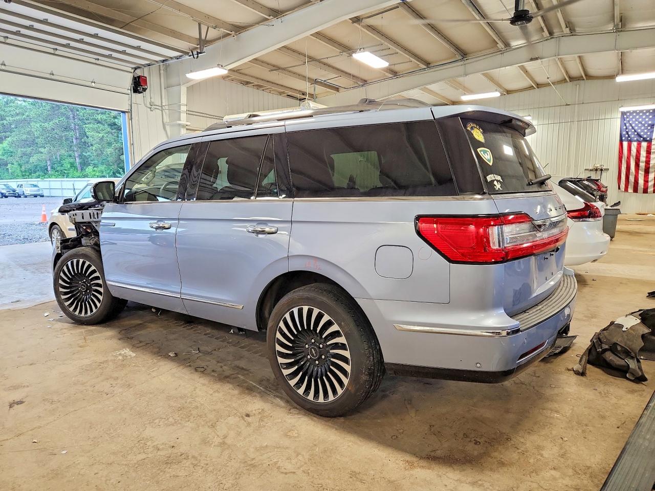 2019 LINCOLN NAVIGATOR