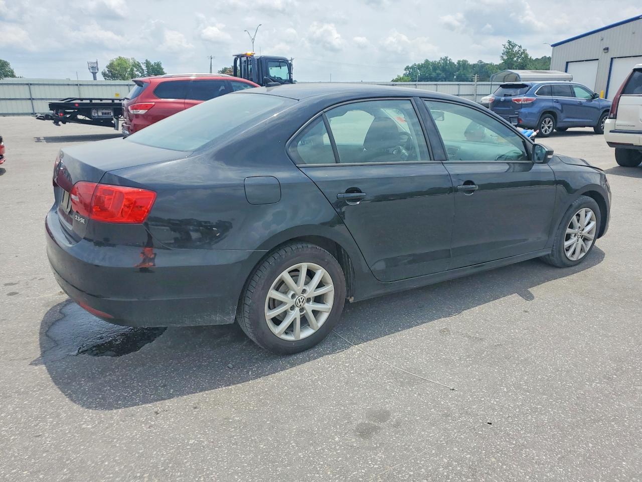 2012 VOLKSWAGEN JETTA