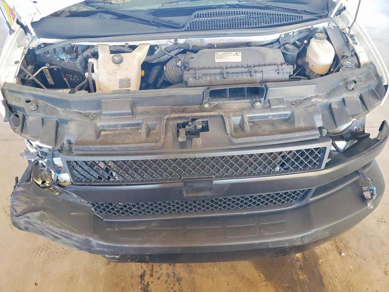 2024 CHEVROLET EXPRESS