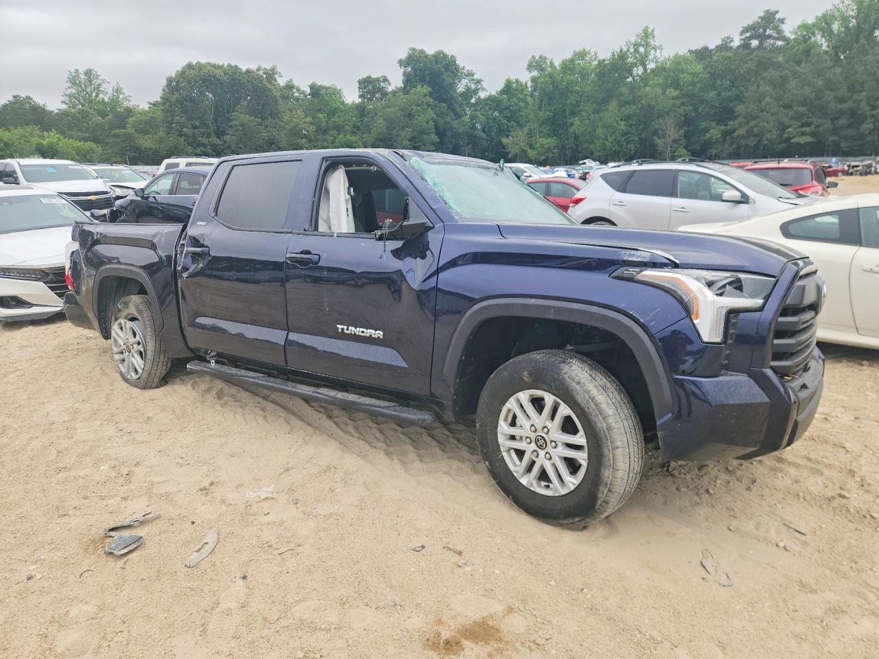 2024 TOYOTA TUNDRA
