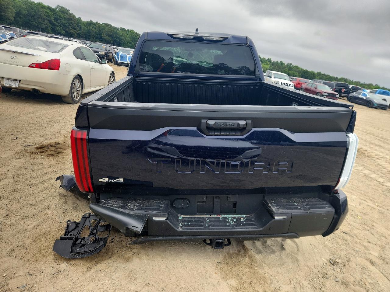 2024 TOYOTA TUNDRA