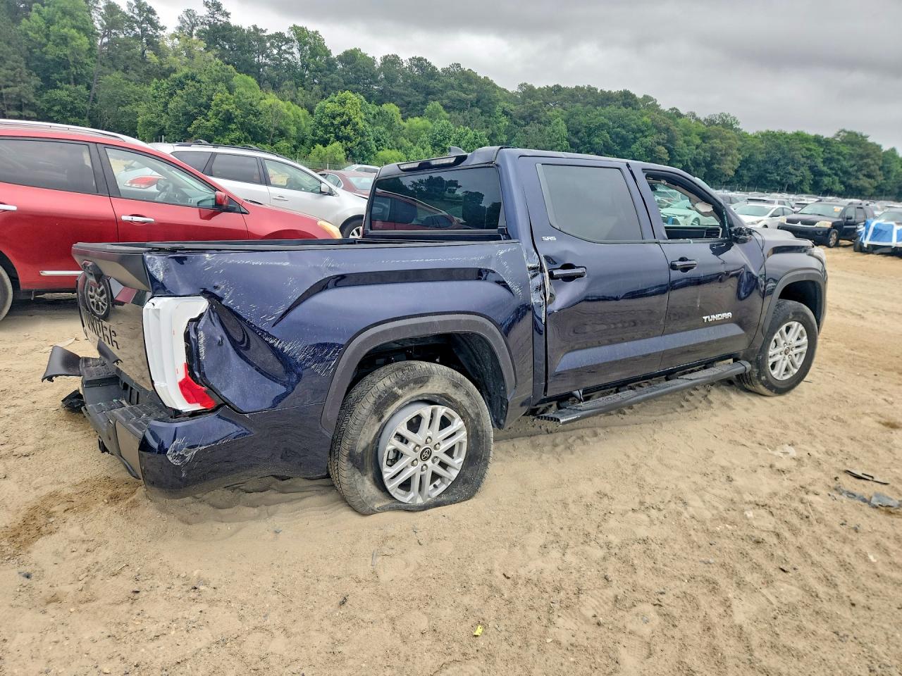 2024 TOYOTA TUNDRA