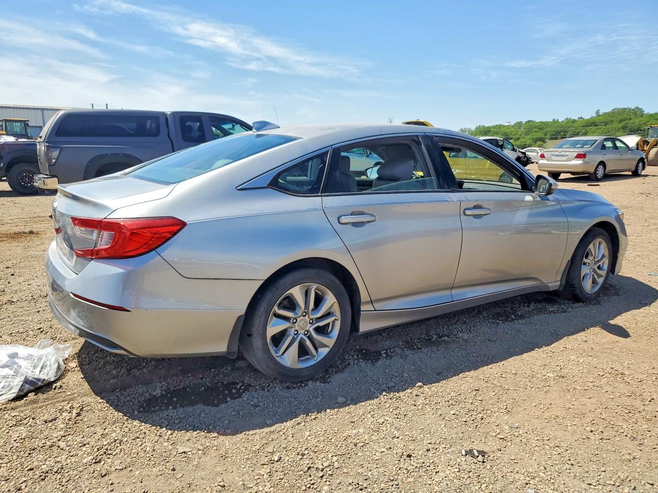 2019 HONDA ACCORD
