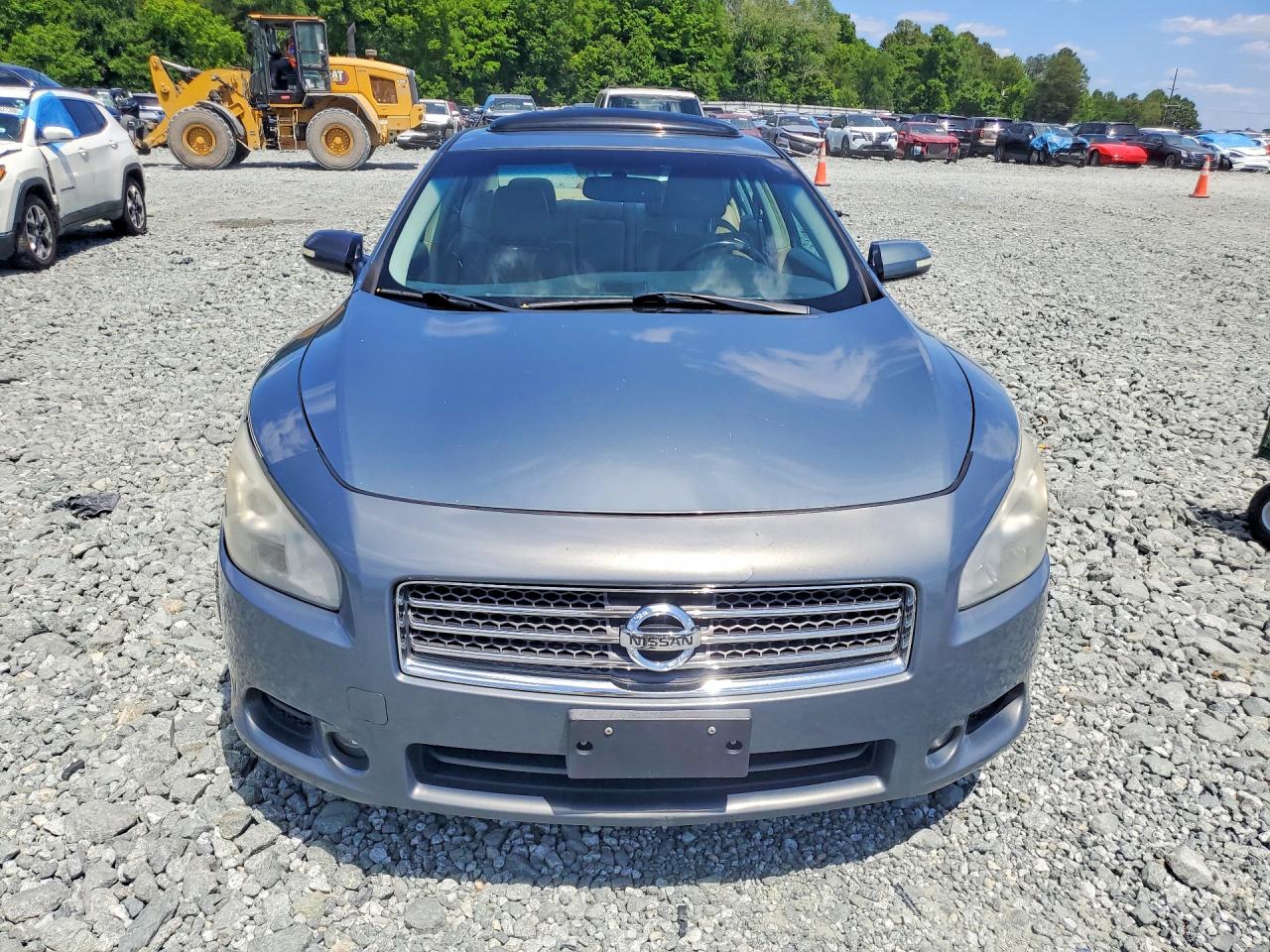 2011 NISSAN MAXIMA