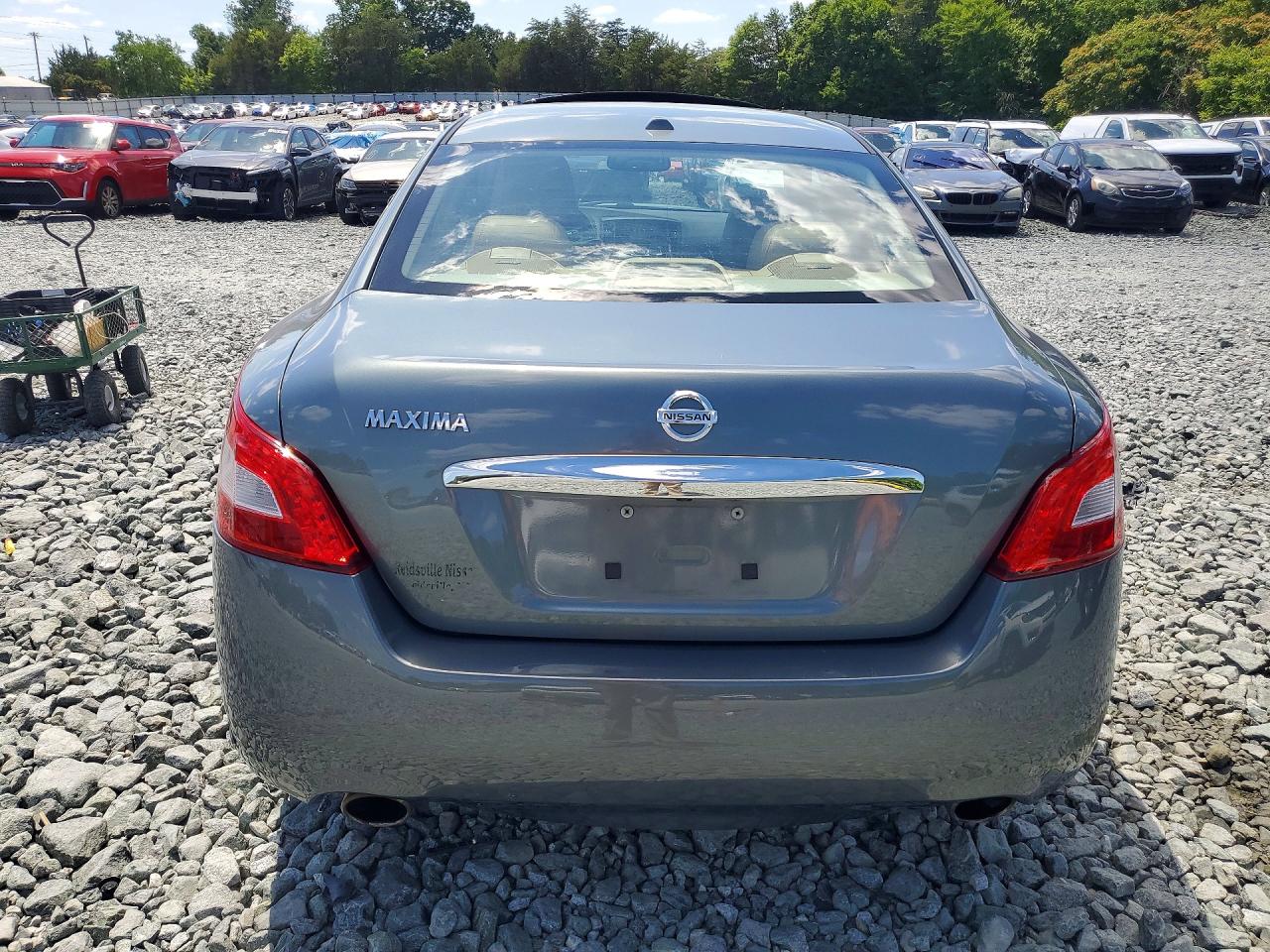 2011 NISSAN MAXIMA