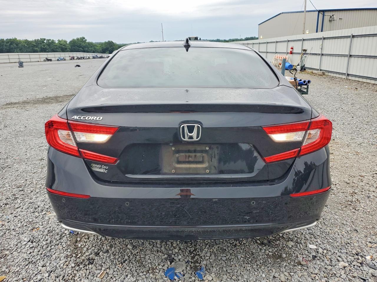 2021 HONDA ACCORD