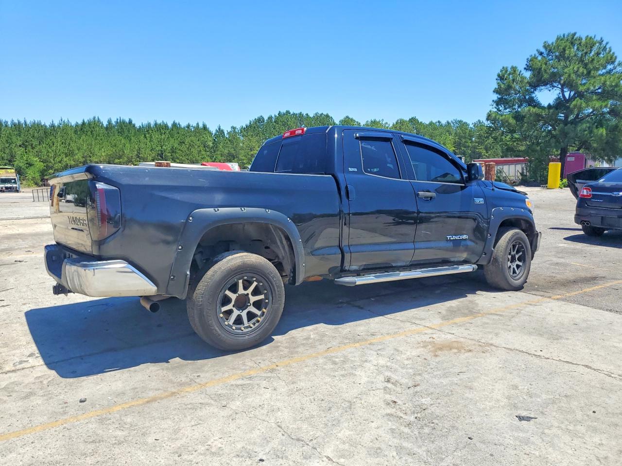 2015 TOYOTA TUNDRA