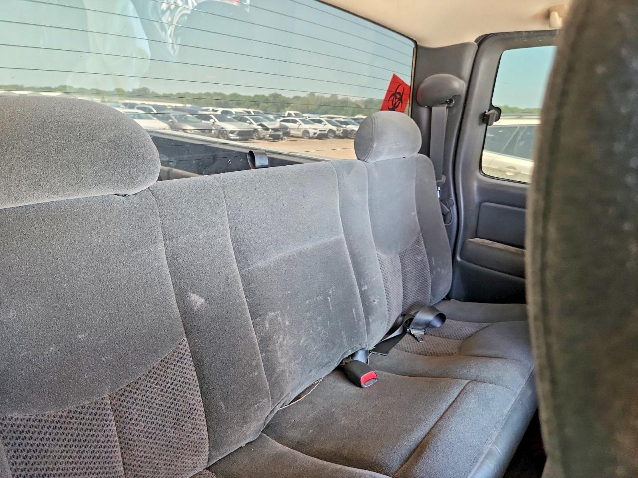 2004 CHEVROLET SILVERADO