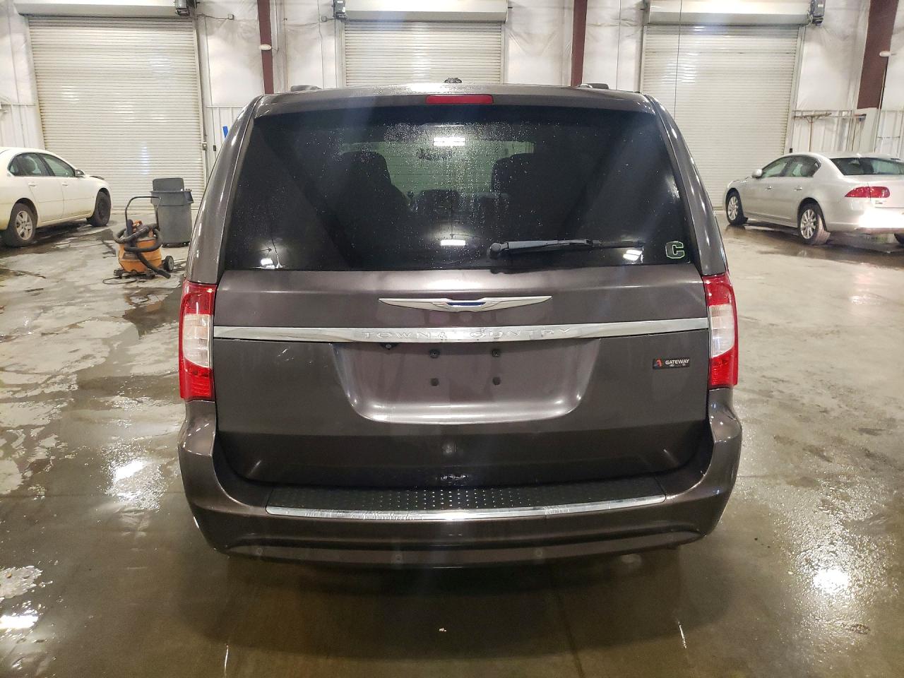 2014 CHRYSLER MINIVAN
