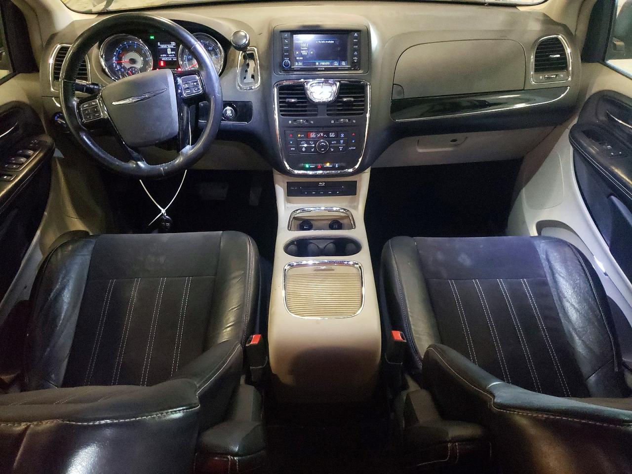 2014 CHRYSLER MINIVAN