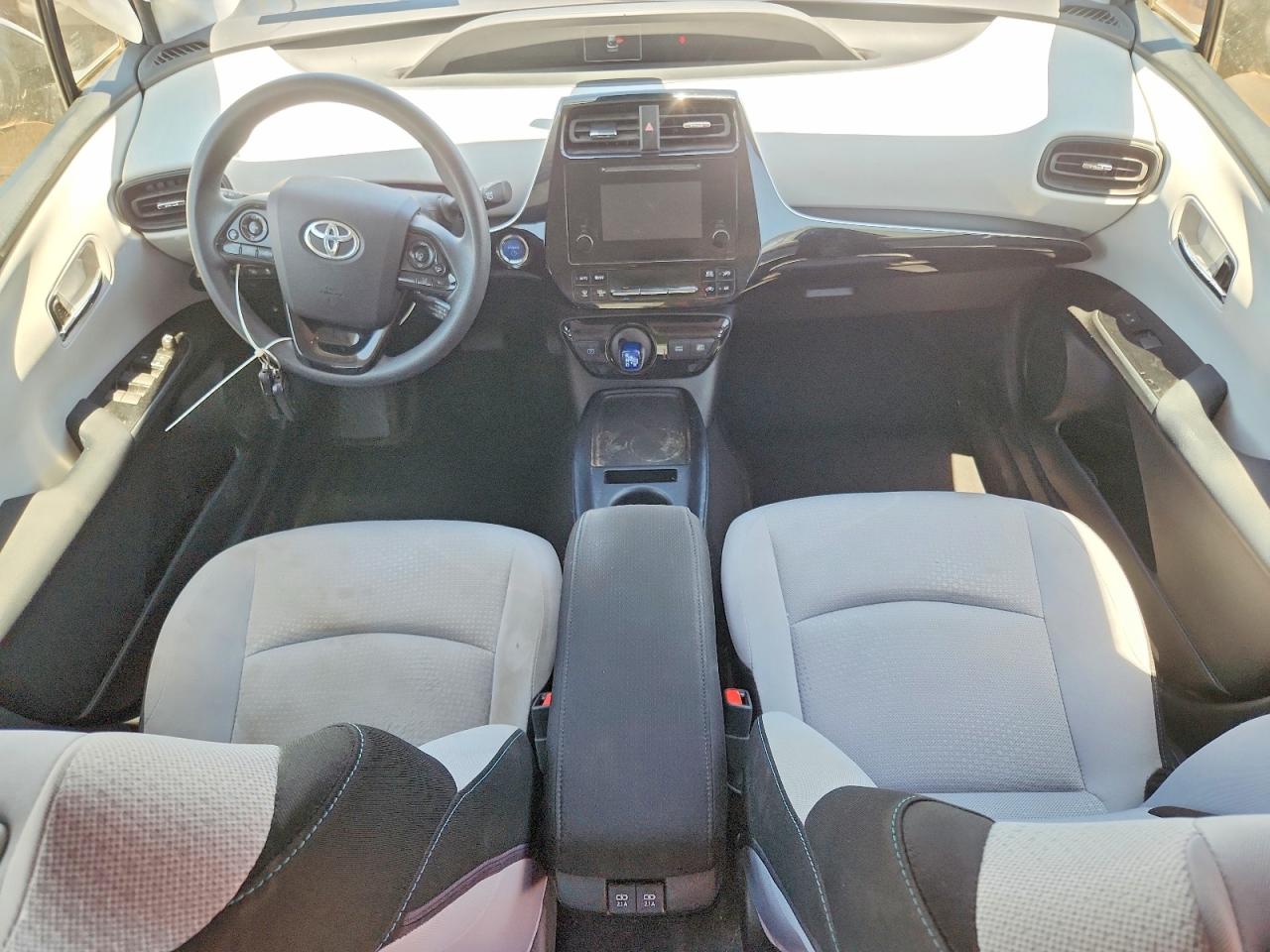 2019 TOYOTA PRIUS