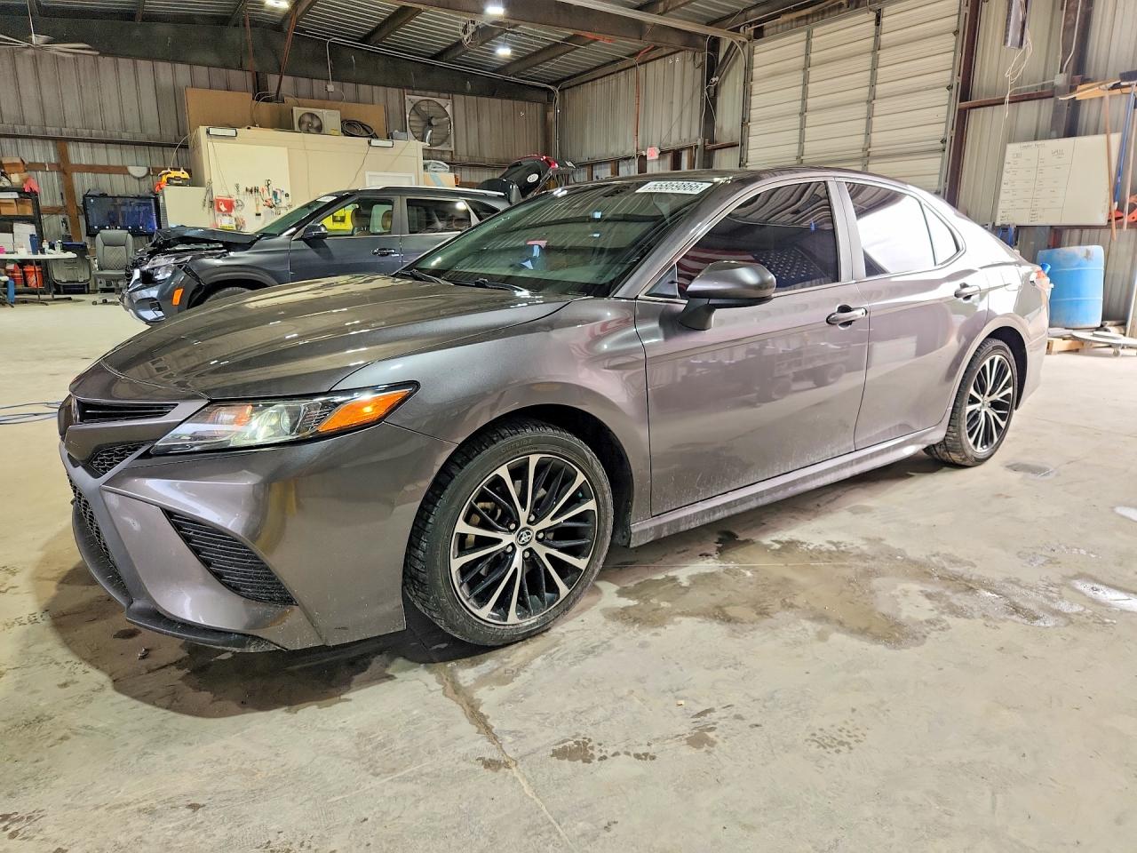 2019 TOYOTA CAMRY